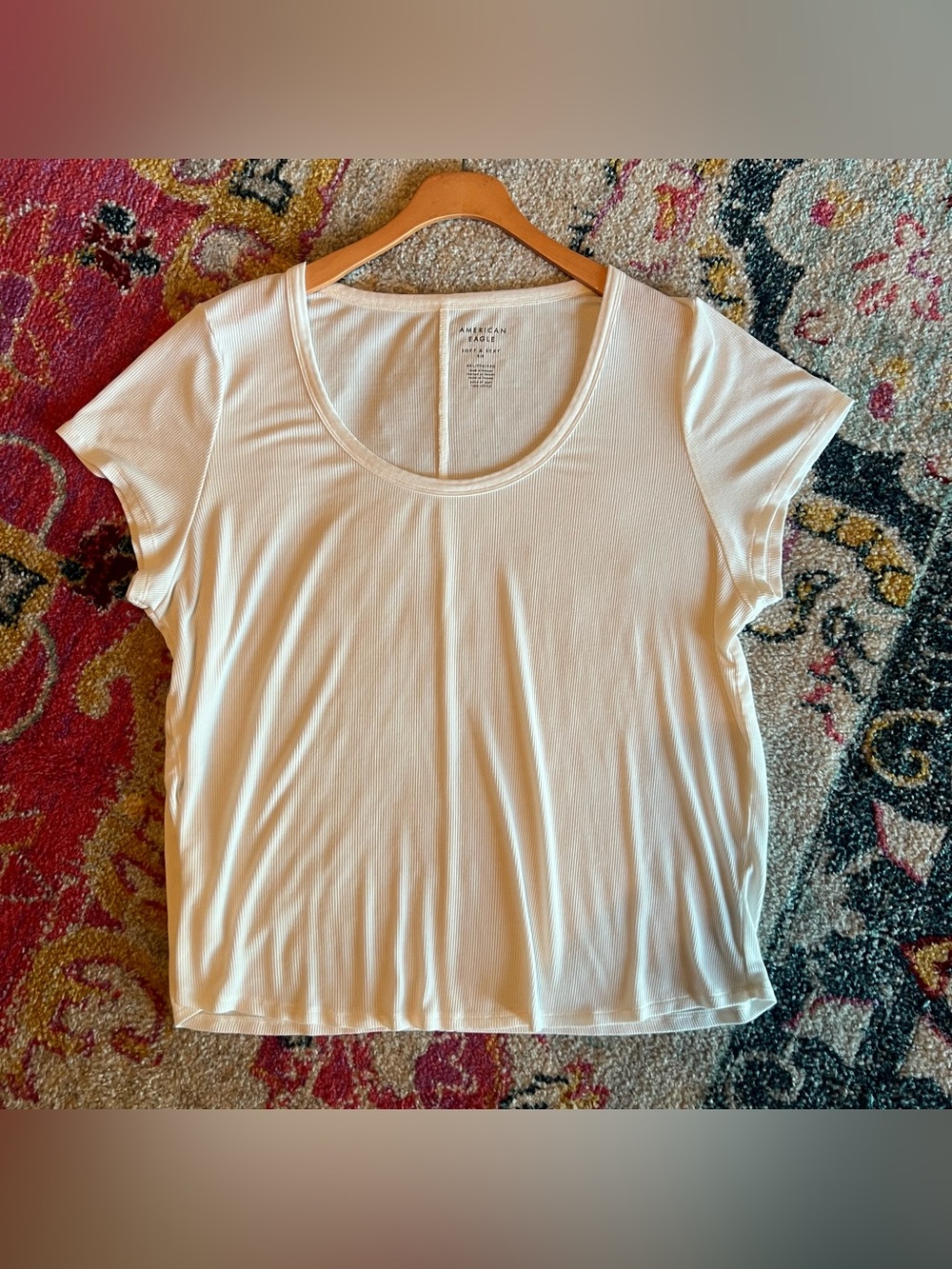 American Eagle Outfitters White Scoop Neck Ribbed Short Sleeve Tee